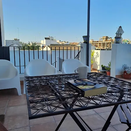 La Carabela Elcano Apartment *